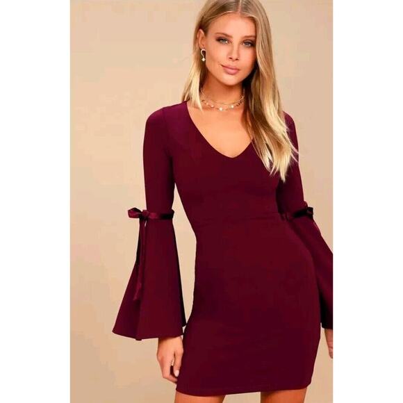 Lulus Short Dress Womens L Red Flare Bell Sleeves Romantic Fairy Whimsigoth C6 - Picture 1 of 16